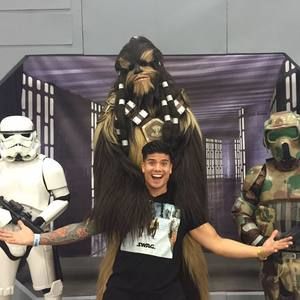 Meet your Posher, Chris